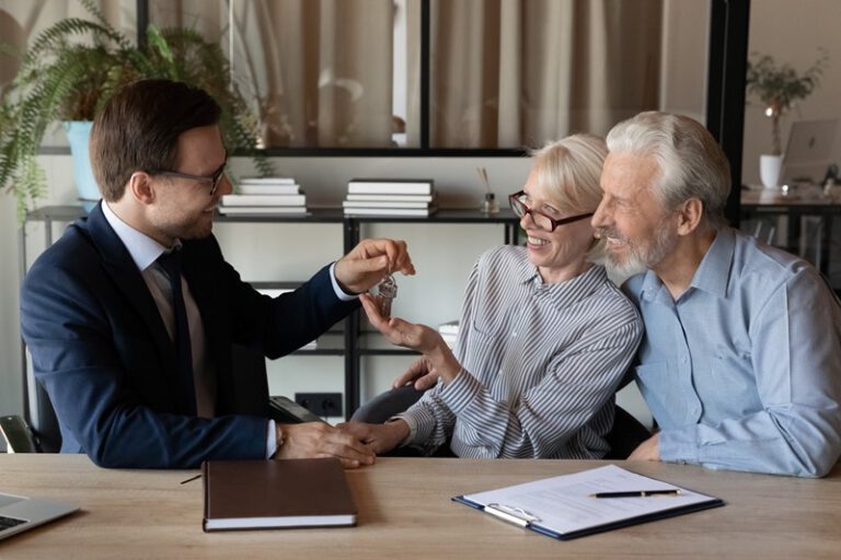 Curator kan eenmaal gesloten koopovereenkomst niet meer ontbinden bij beter bod