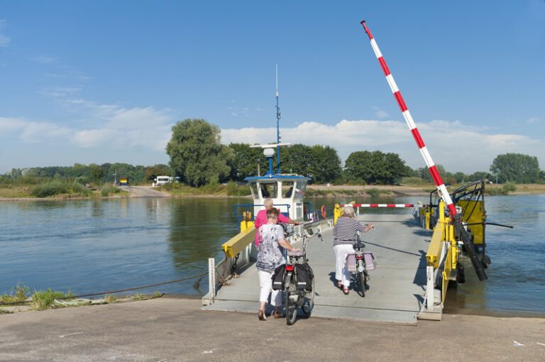 Eigenaar veerpont moet toestaan dat anderen er (beperkt) gebruik van kunnen maken