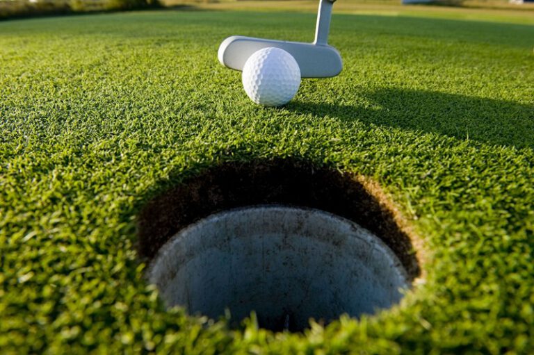 Golfclub royeert lid wegen onacceptabele uitlatingen