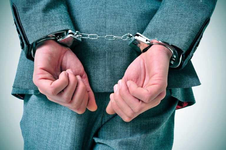 Ook gedetineerde procespartij kan naar rechtszitting komen